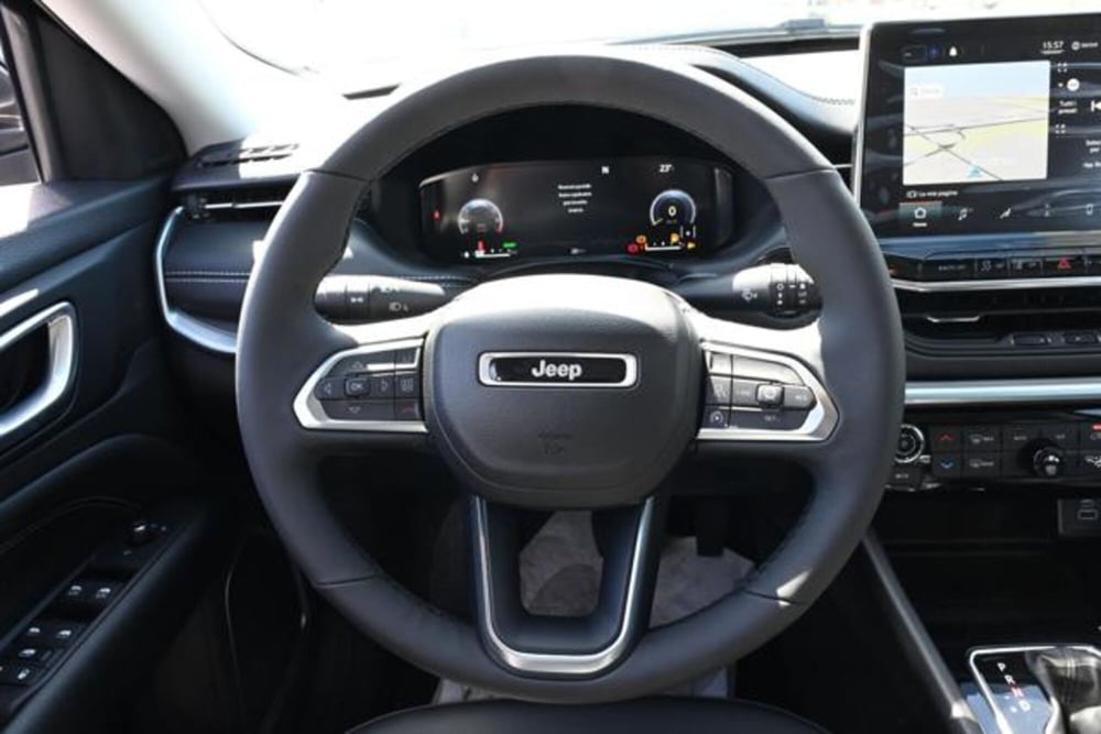 Jeep Compass nuova a Torino (17)