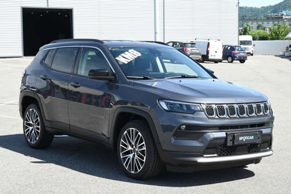 Jeep Compass nuova a Torino (3)
