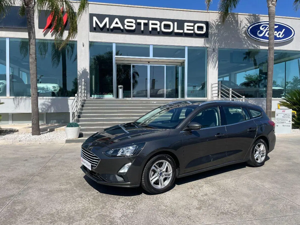 Ford Focus Station Wagon usata a Lecce (3)