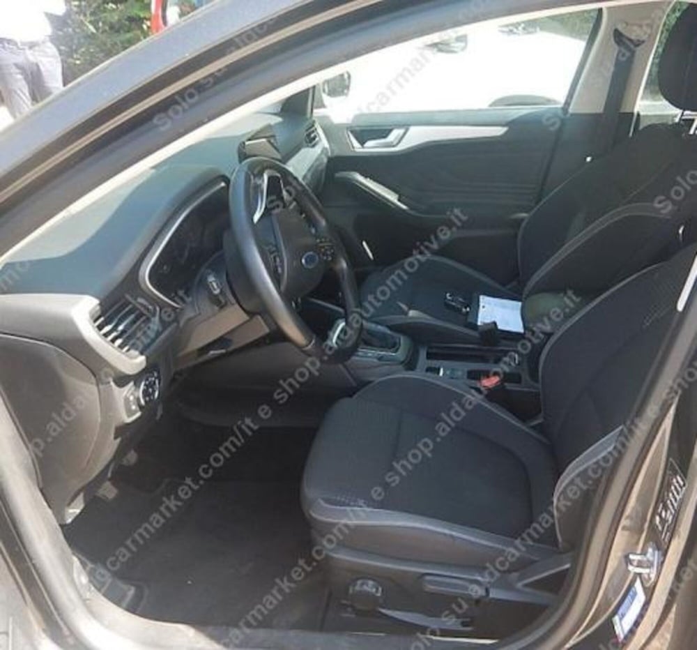 Ford Focus Station Wagon usata a Lecce (3)