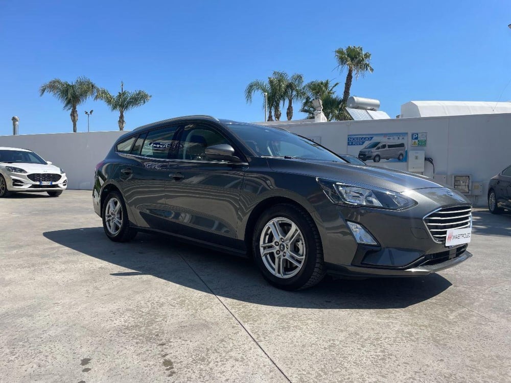 Ford Focus Station Wagon usata a Lecce (9)