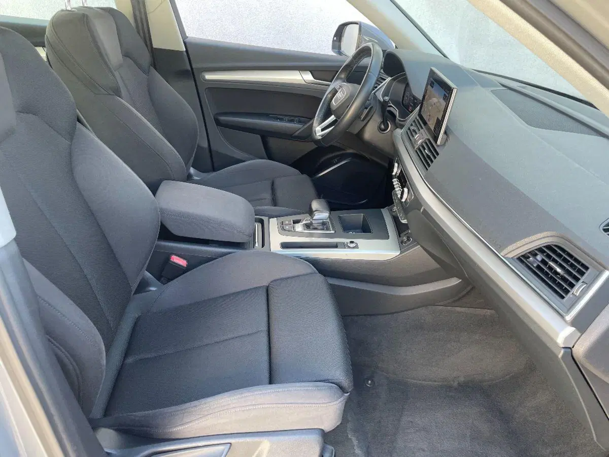 Audi Q5 usata a Lecce (18)