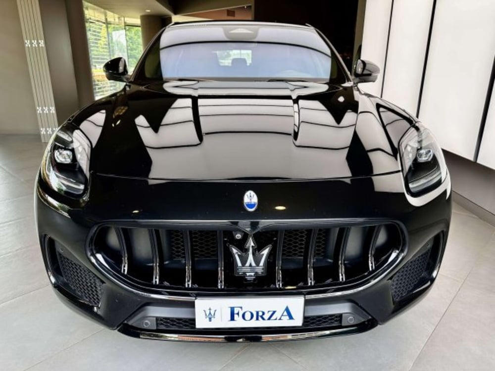 Maserati Grecale usata a Torino (2)