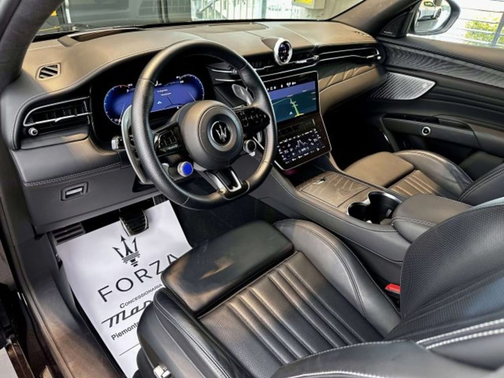 Maserati Grecale usata a Torino (9)