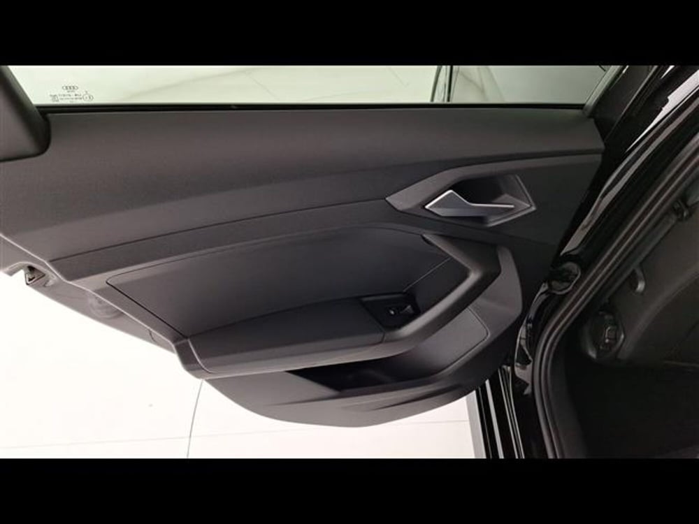 Audi A1 allstreet usata a Milano (10)