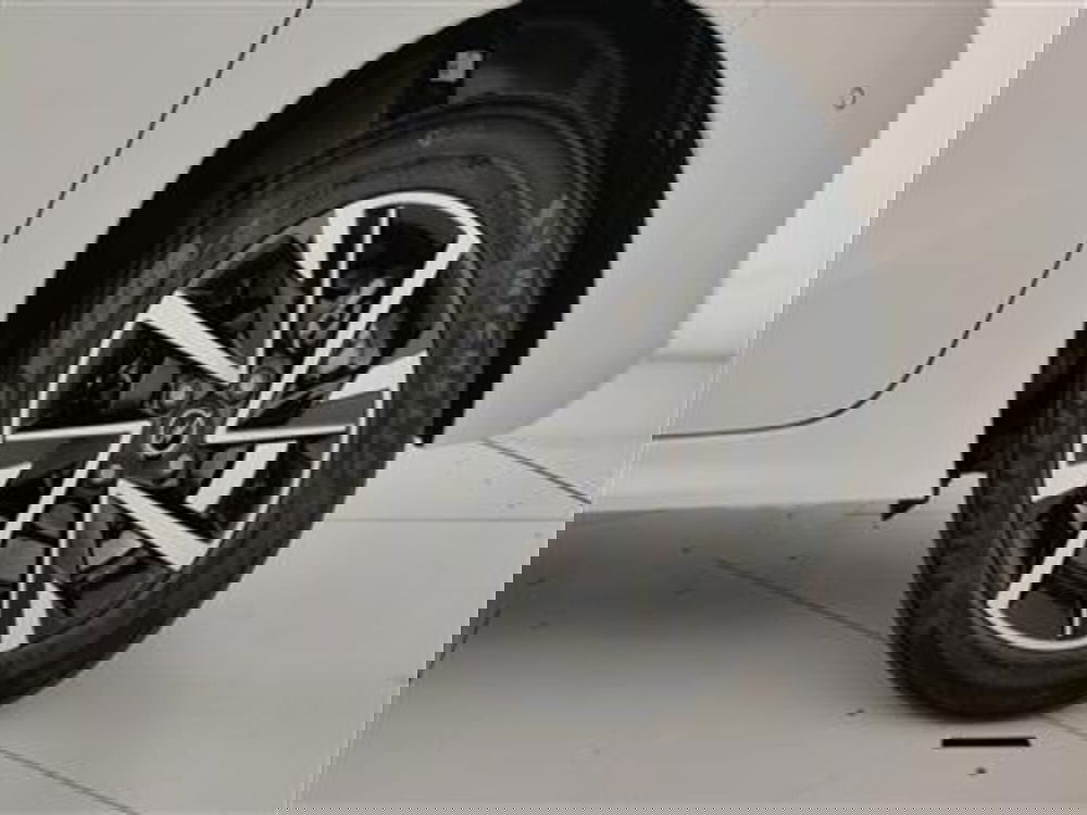 Opel Corsa nuova a Bari (12)