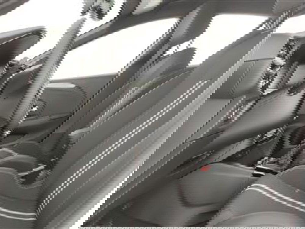 Opel Corsa nuova a Bari (13)