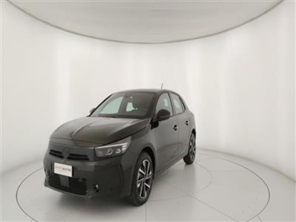 Opel Corsa nuova a Bari