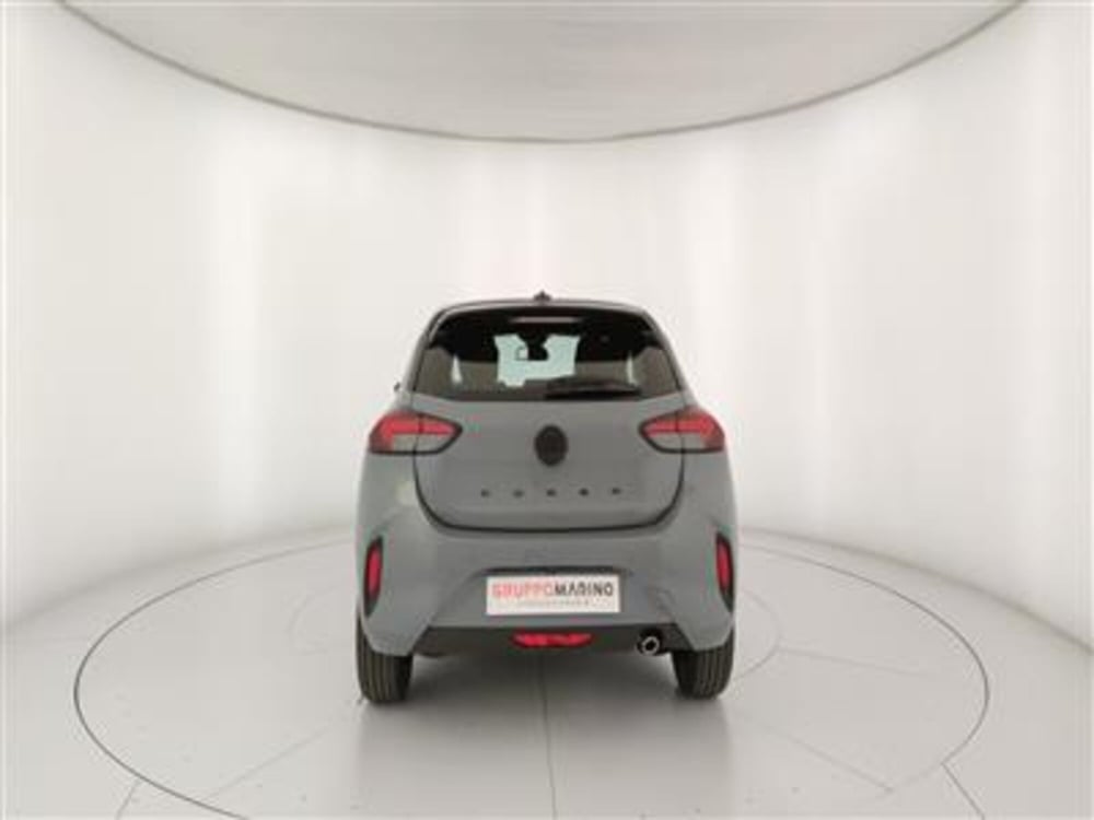 Opel Corsa nuova a Bari (6)