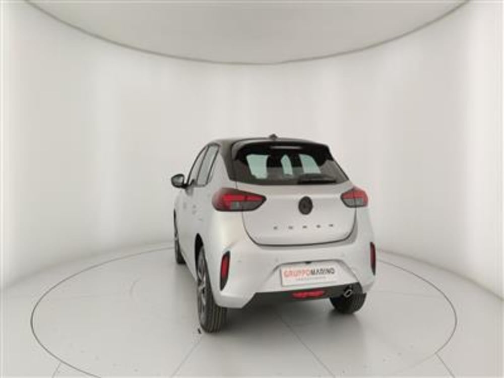 Opel Corsa nuova a Bari (6)