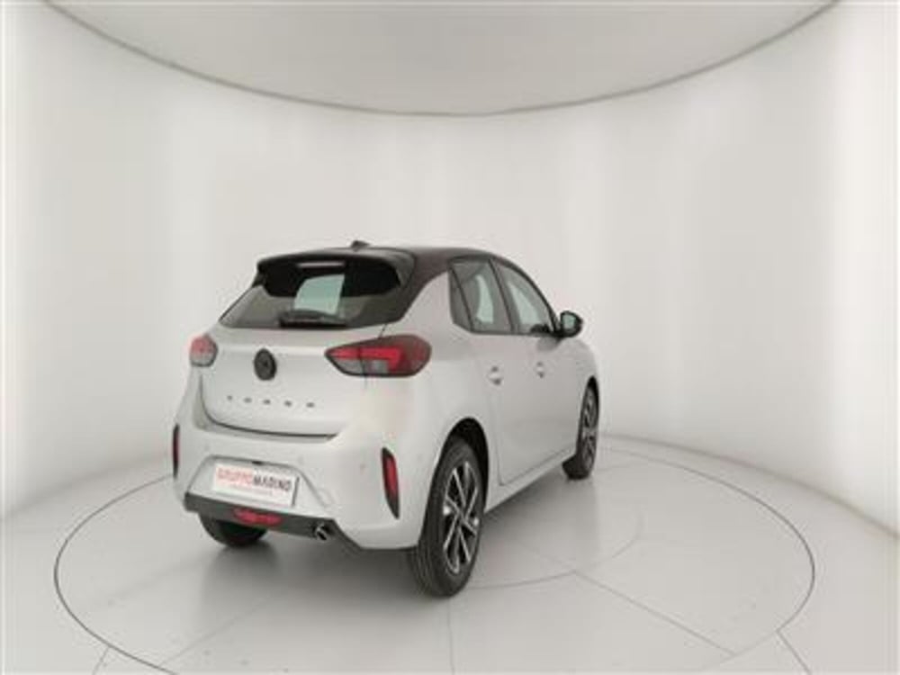Opel Corsa nuova a Bari (7)