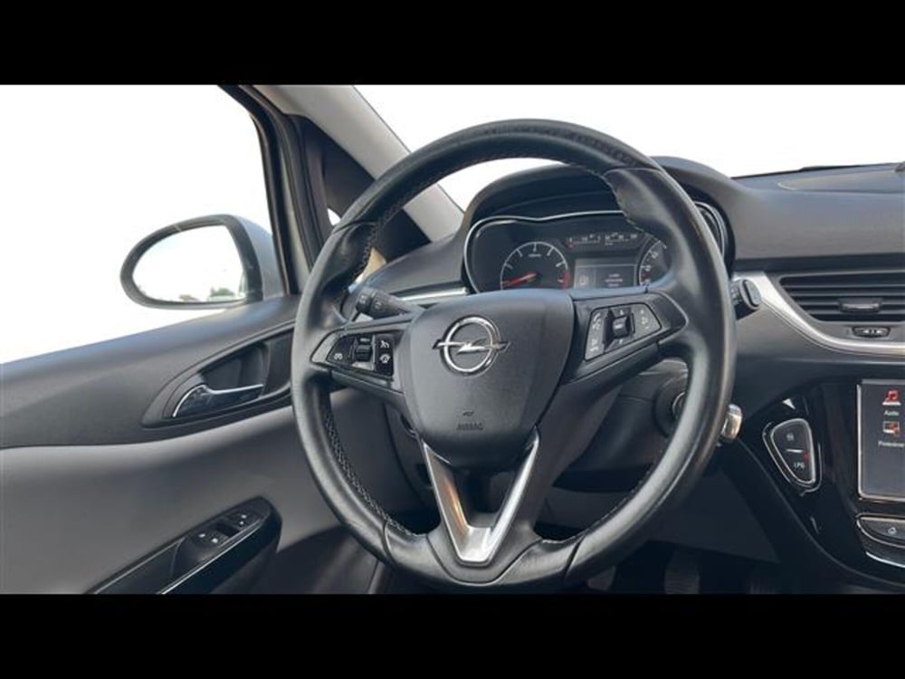 Opel Corsa usata a Lecce (5)