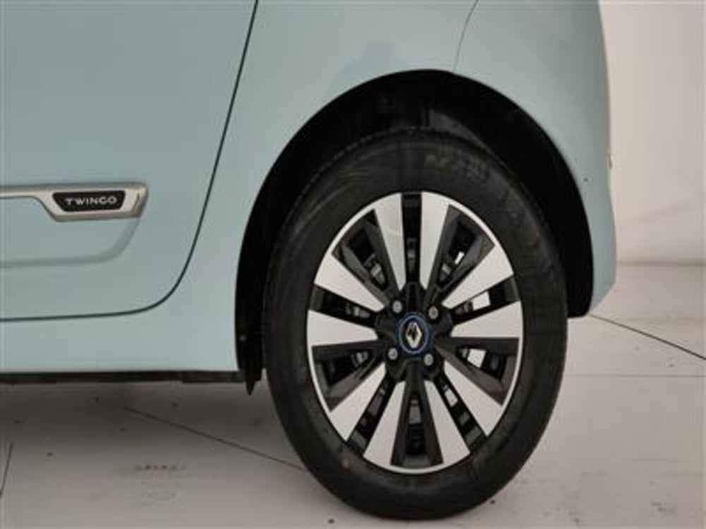 Renault Twingo usata a Bari (12)