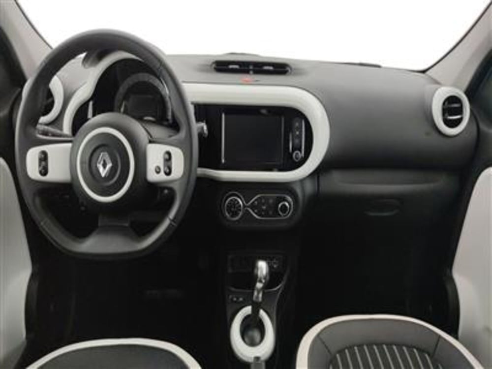 Renault Twingo usata a Bari (14)