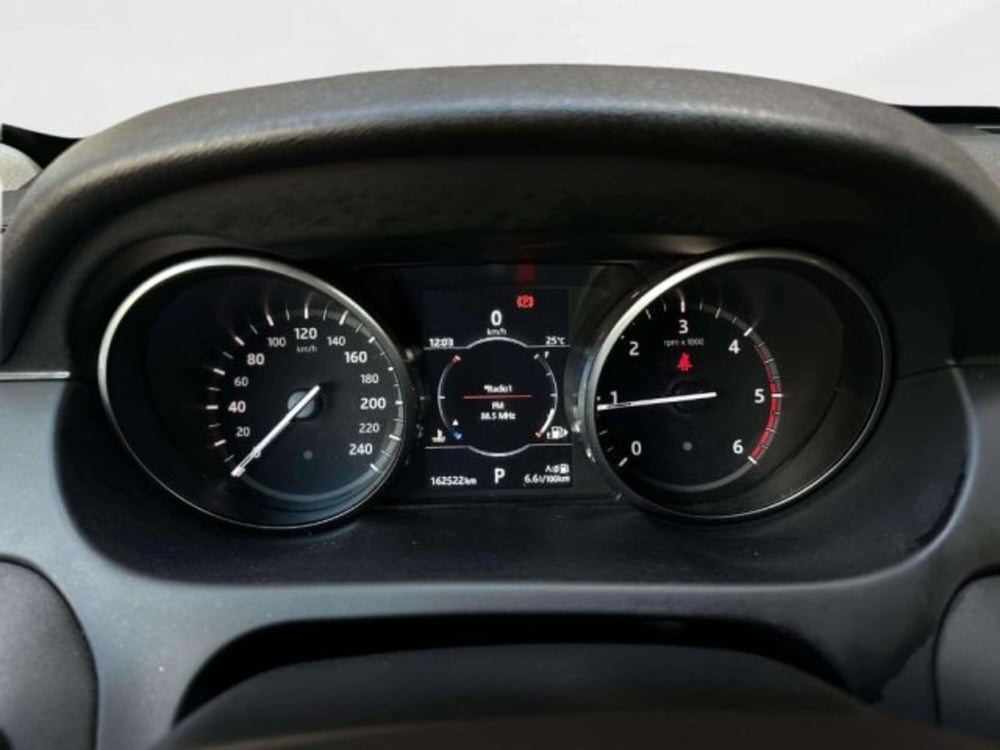 Land Rover Discovery Sport usata a Siena (16)