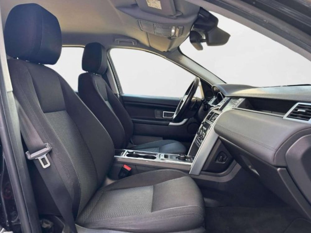 Land Rover Discovery Sport usata a Siena (3)