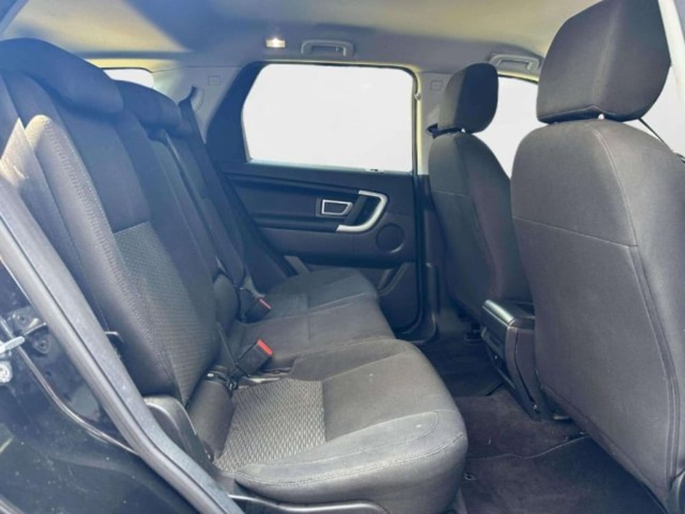 Land Rover Discovery Sport usata a Siena (5)