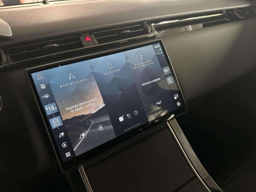Land Rover Range Rover Velar usata a Siena (13)