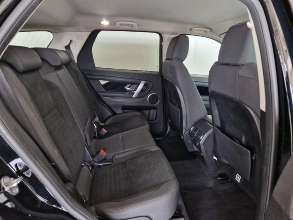Land Rover Discovery Sport usata a Modena (5)