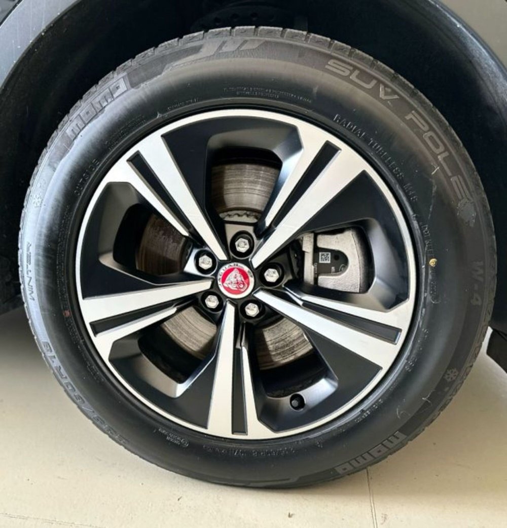 Jaguar E-Pace usata a Modena (9)