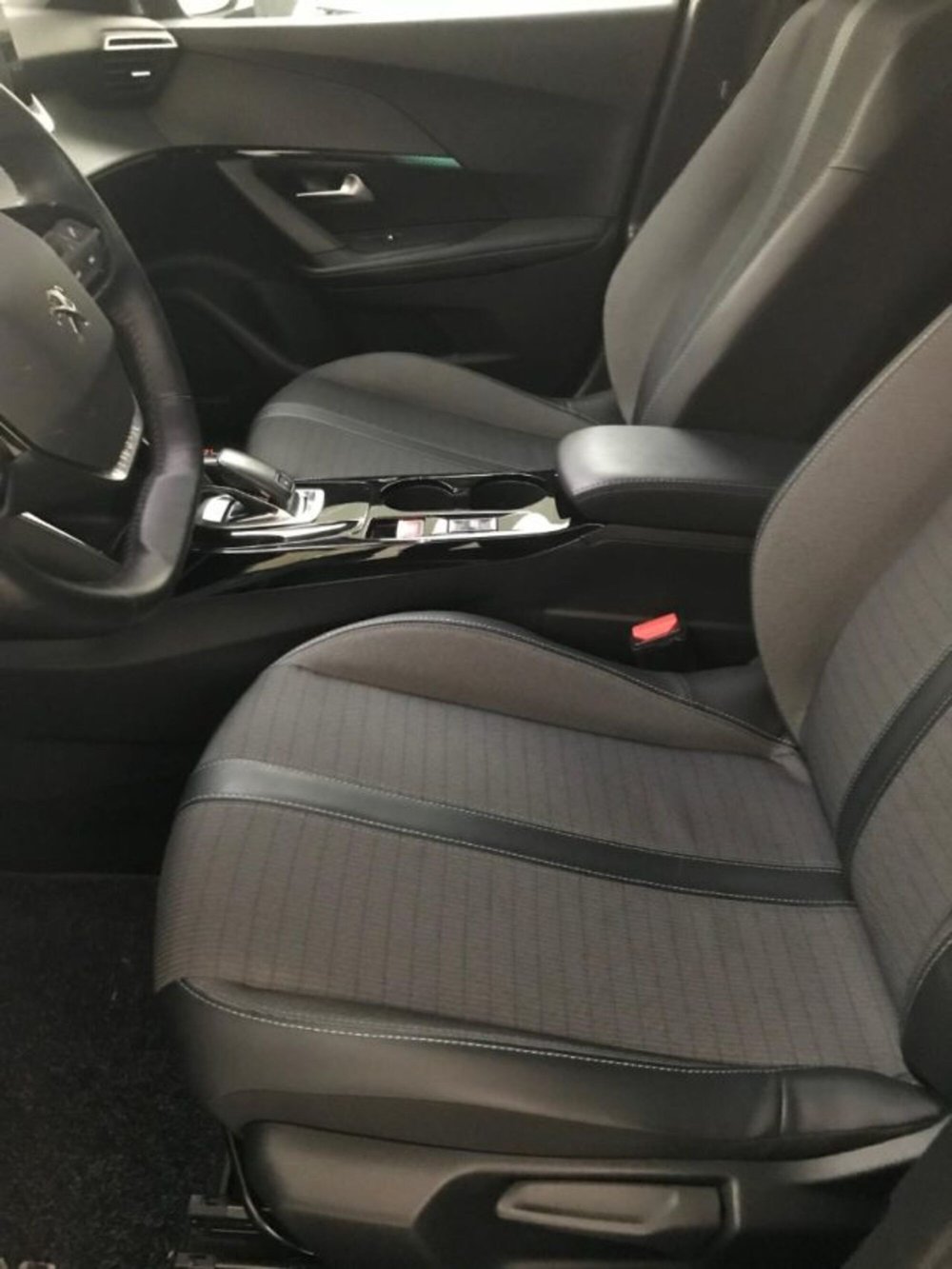 Peugeot 2008 usata a Modena (7)