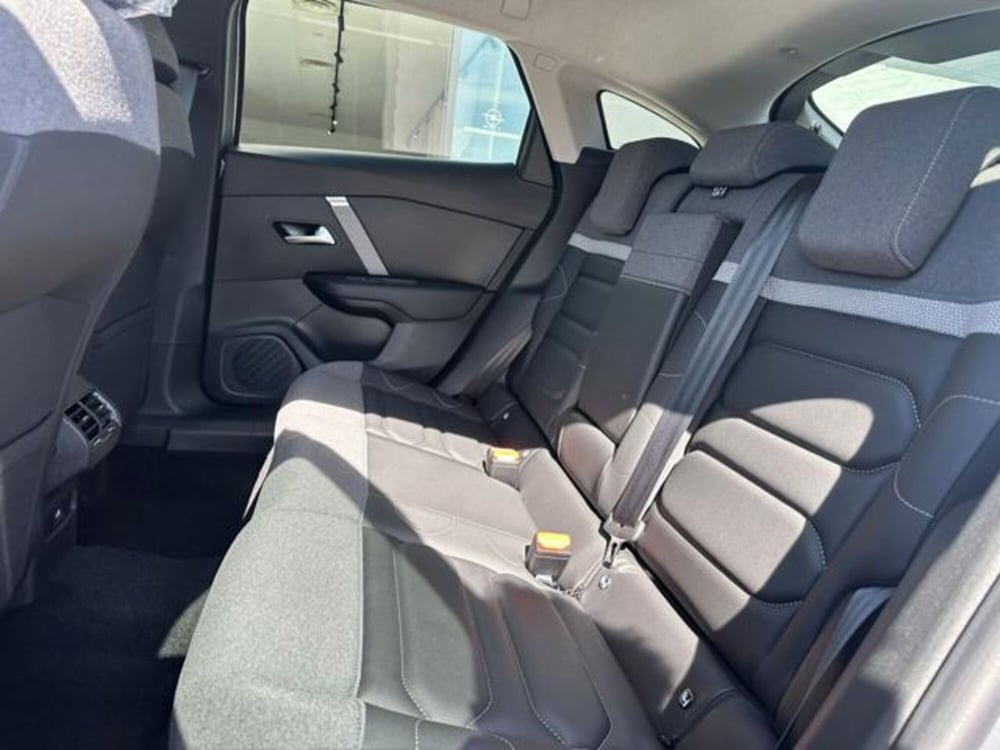 Citroen C4 nuova a Salerno (12)