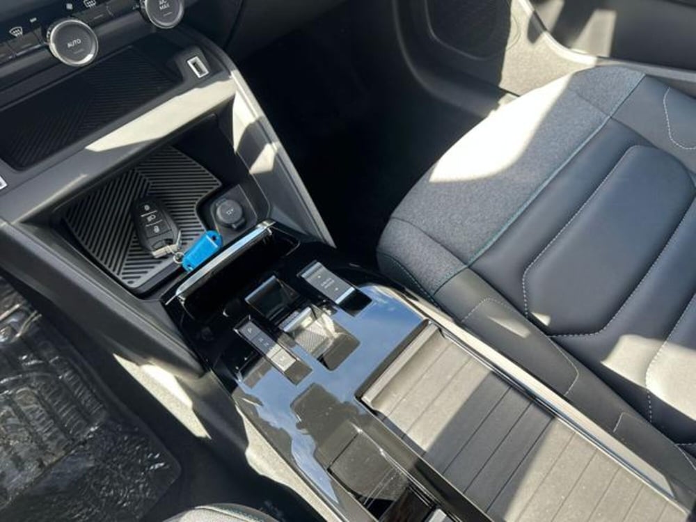 Citroen C4 nuova a Salerno (18)