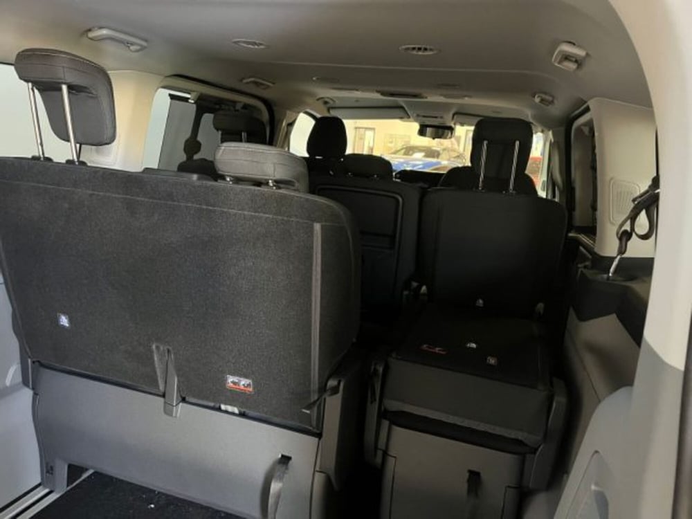 Ford Tourneo Custom nuova a Lodi (6)