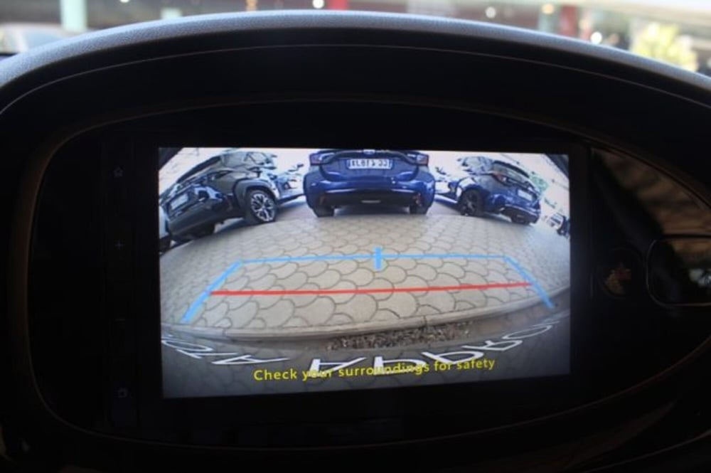 Toyota Aygo X usata a Roma (17)