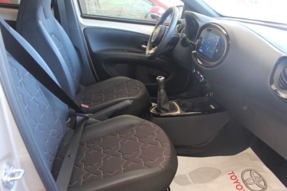 Toyota Aygo X usata a Roma (7)