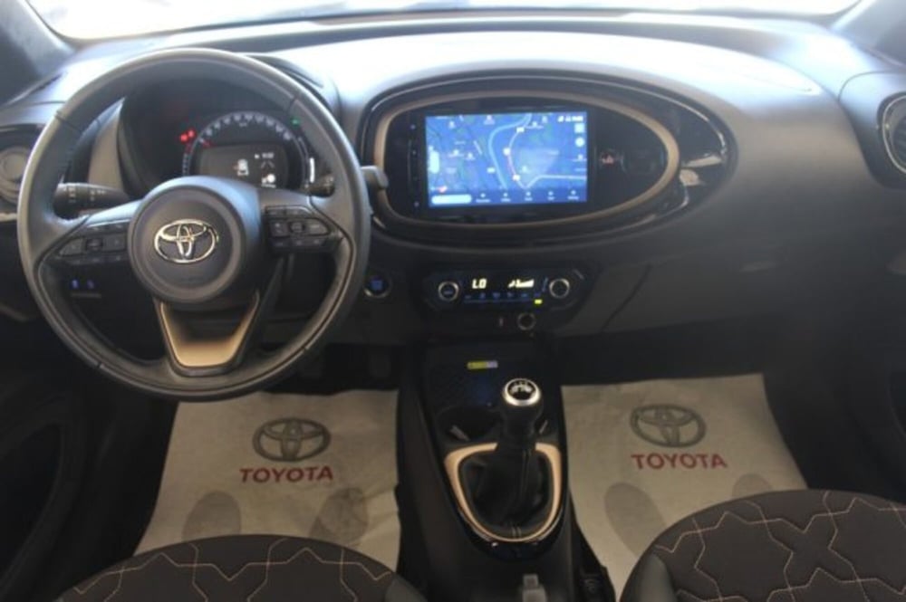 Toyota Aygo X usata a Roma (8)