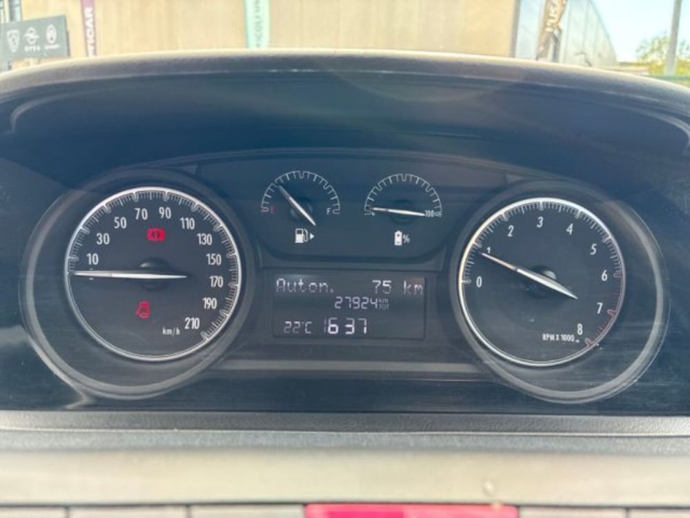 Lancia Ypsilon usata a Ancona (12)
