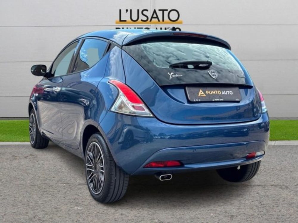 Lancia Ypsilon usata a Ancona (5)