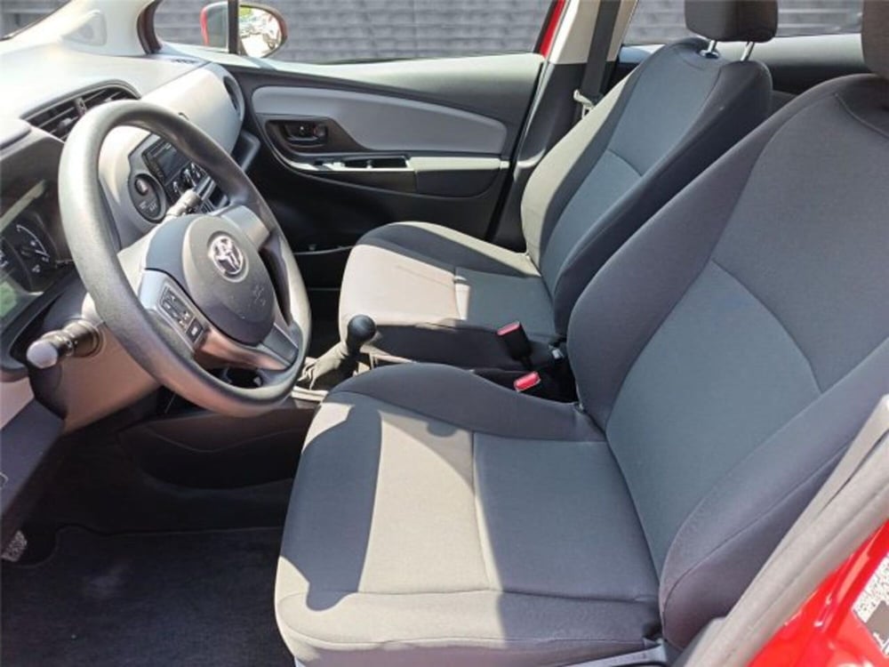 Toyota Yaris usata a Bari (10)