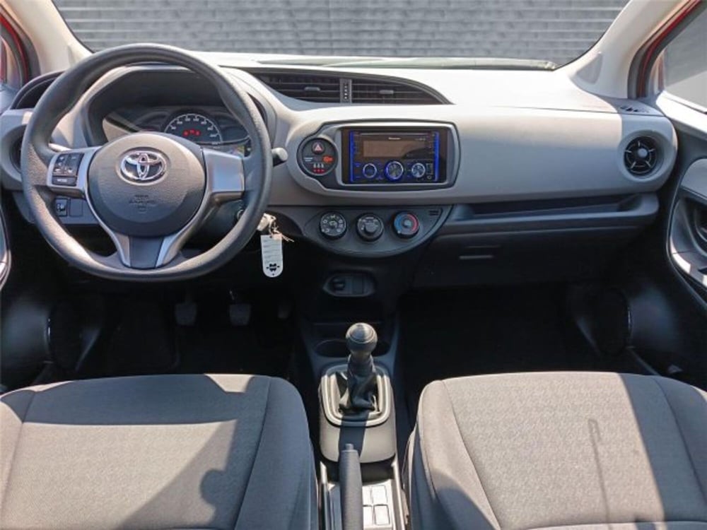 Toyota Yaris usata a Bari (13)