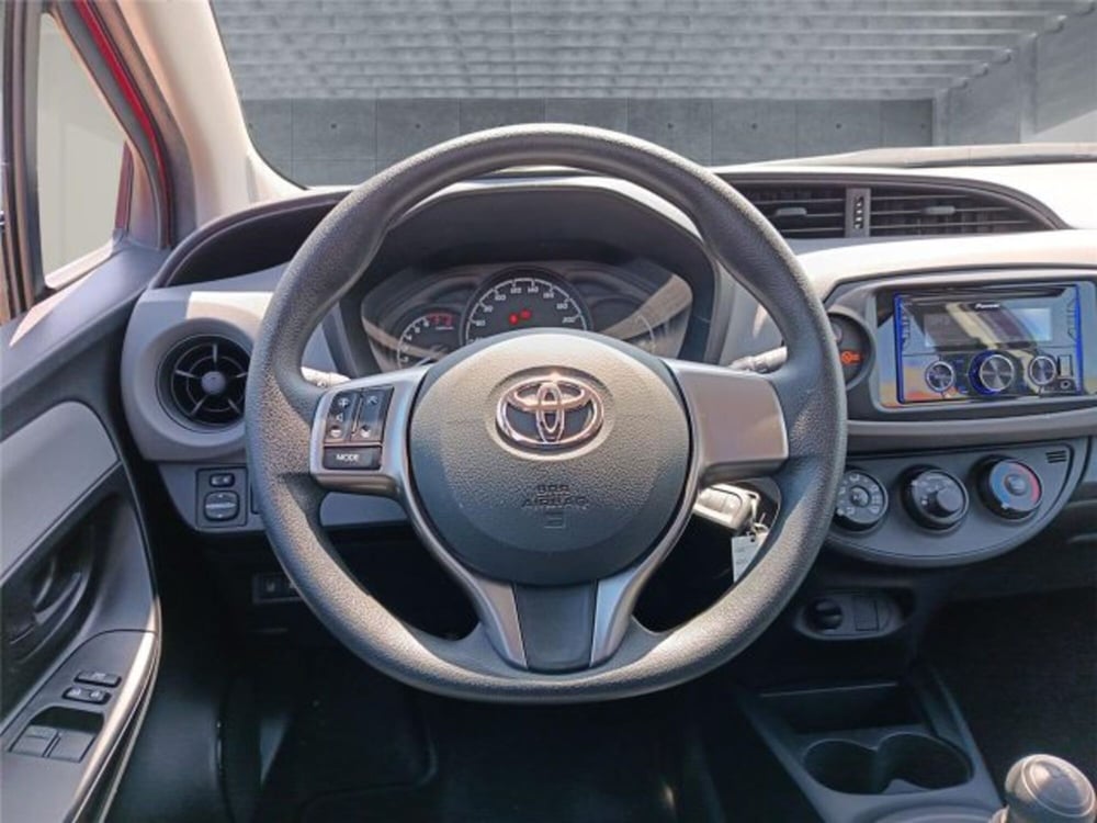 Toyota Yaris usata a Bari (14)