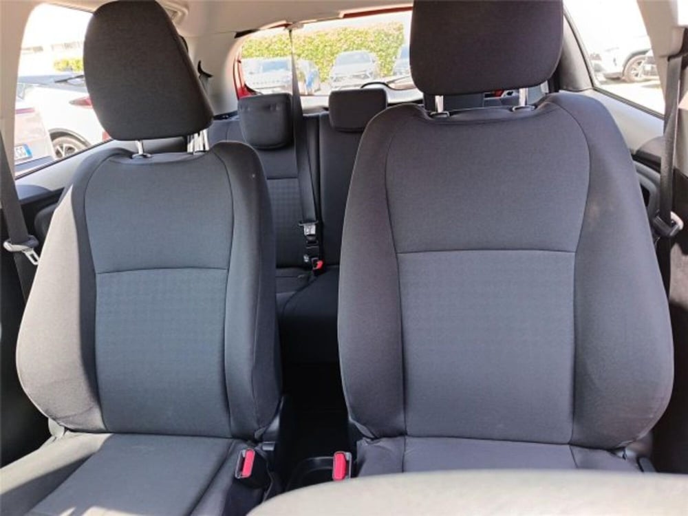 Toyota Yaris usata a Bari (19)