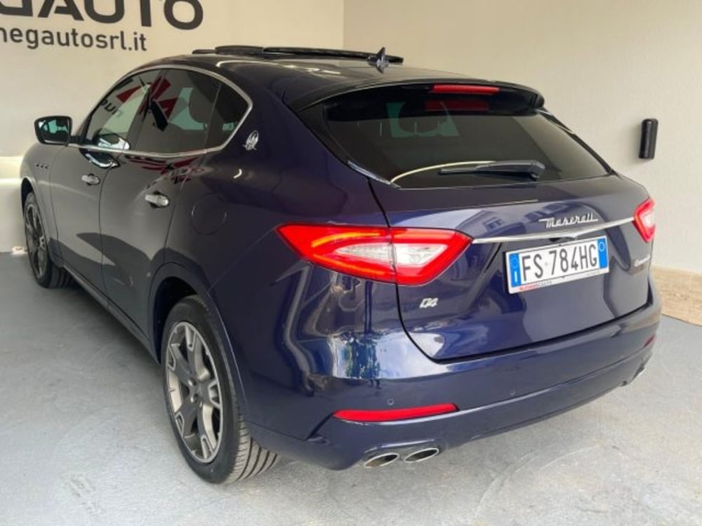 Maserati Levante usata a Trapani (6)