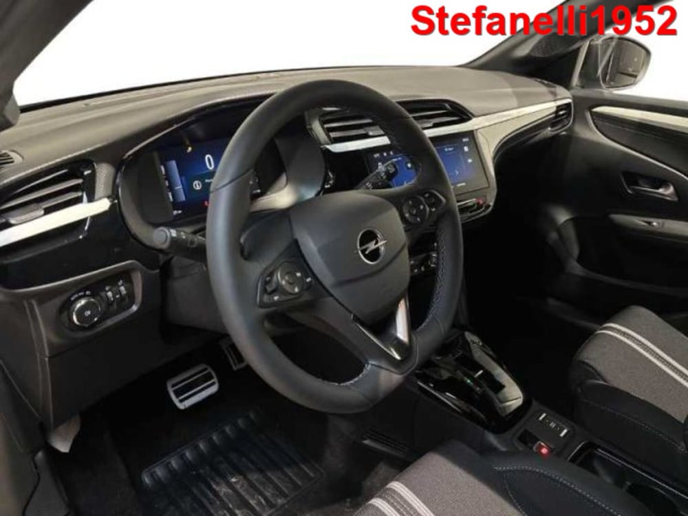 Opel Corsa nuova a Bologna (11)