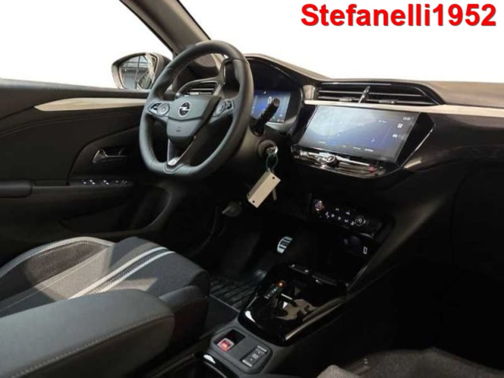 Opel Corsa nuova a Bologna (15)