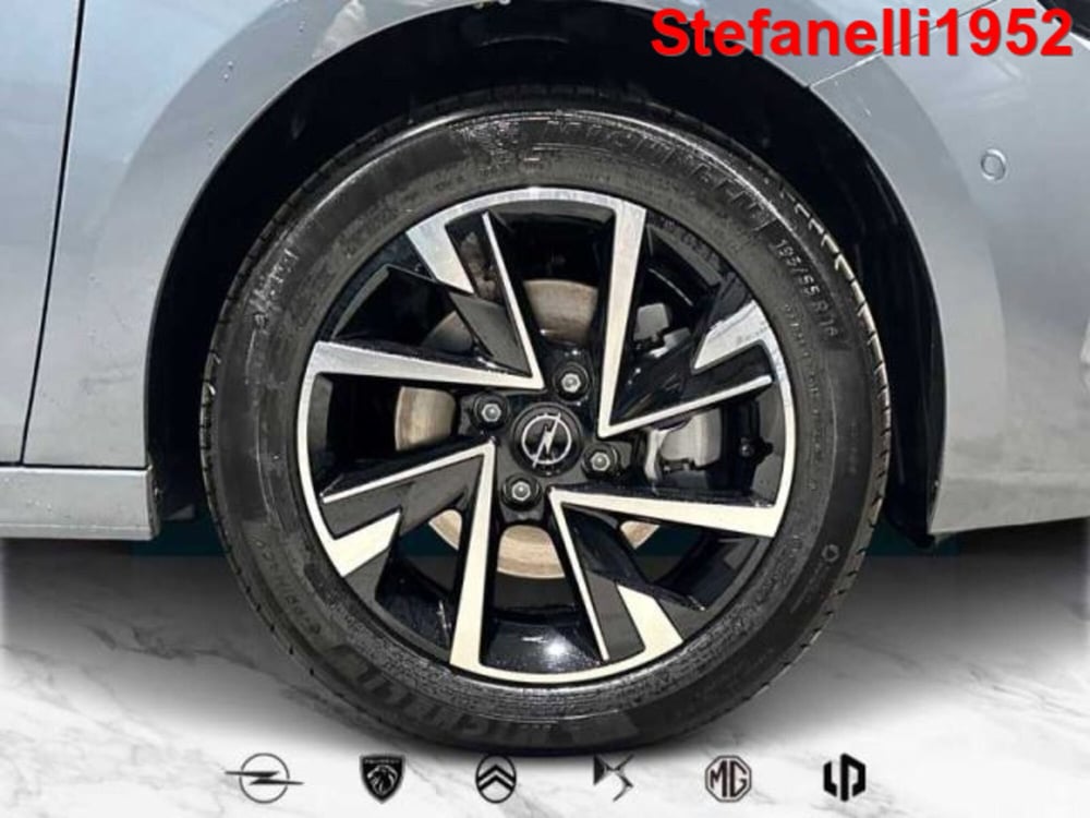 Opel Corsa nuova a Bologna (8)