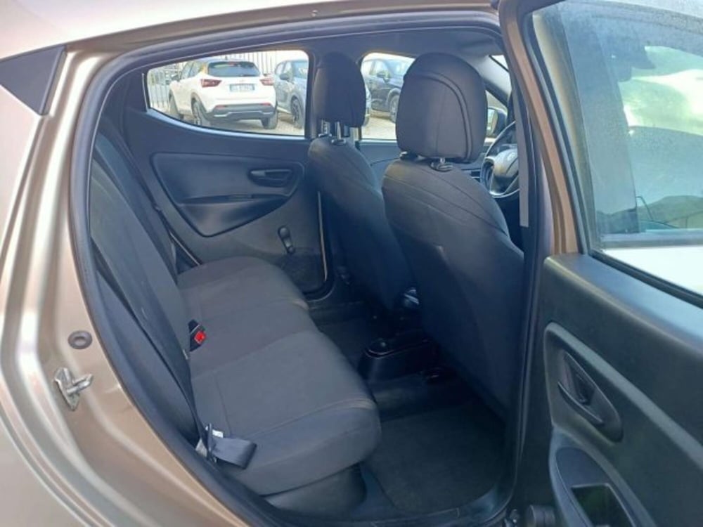 Lancia Ypsilon usata a Firenze (11)