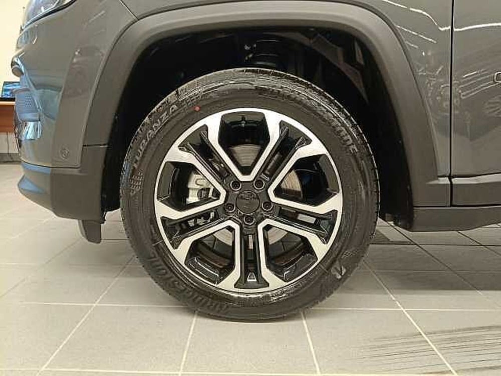Jeep Compass nuova a Teramo (7)