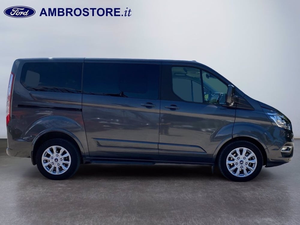 Ford Tourneo Custom usata a Milano (4)