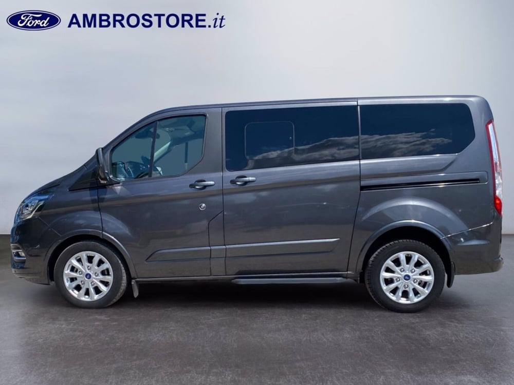 Ford Tourneo Custom usata a Milano (8)