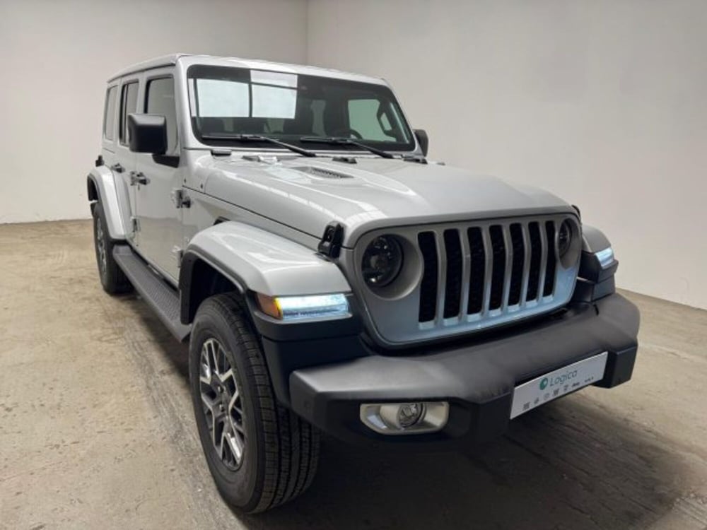 Jeep Wrangler Unlimited nuova a Biella