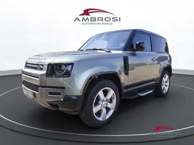 Land Rover Defender 110 3.0d i6 mhev X-Dynamic SE awd 200cv auto del 2025 usata a Corciano