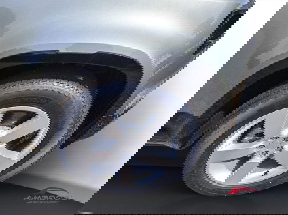 Land Rover Defender usata a Perugia (13)