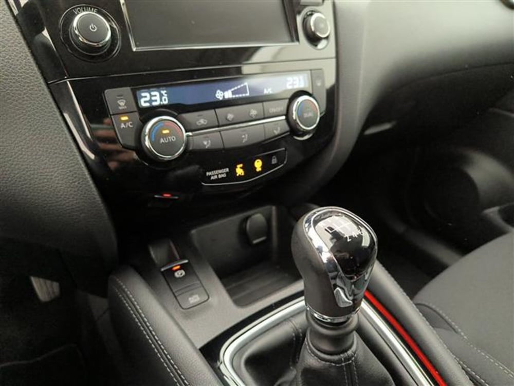 Nissan Qashqai usata a Milano (12)
