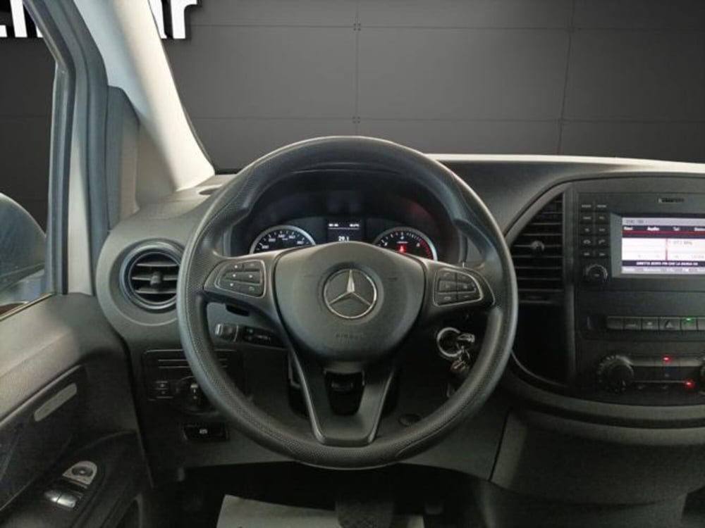 Mercedes-Benz Vito usata a Milano (11)